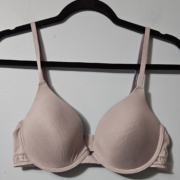 Lucky Brand Other - Lucky Brand Gray T-Shirt Bra with Adjustable Straps Size 36C